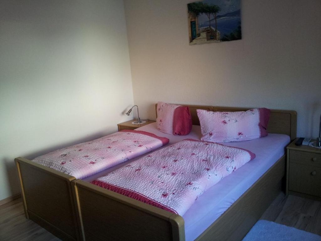 Landgasthof Zum Heiligenberg Sontra Zimmer foto